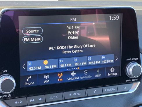 Used 2025 Nissan Sentra SV image 21