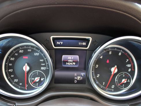 Used 2017 Mercedes-Benz GLS 450 4MATIC image 28