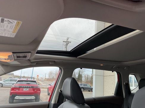 Used 2023 Nissan Rogue SV w/ SV Premium B Package image 12