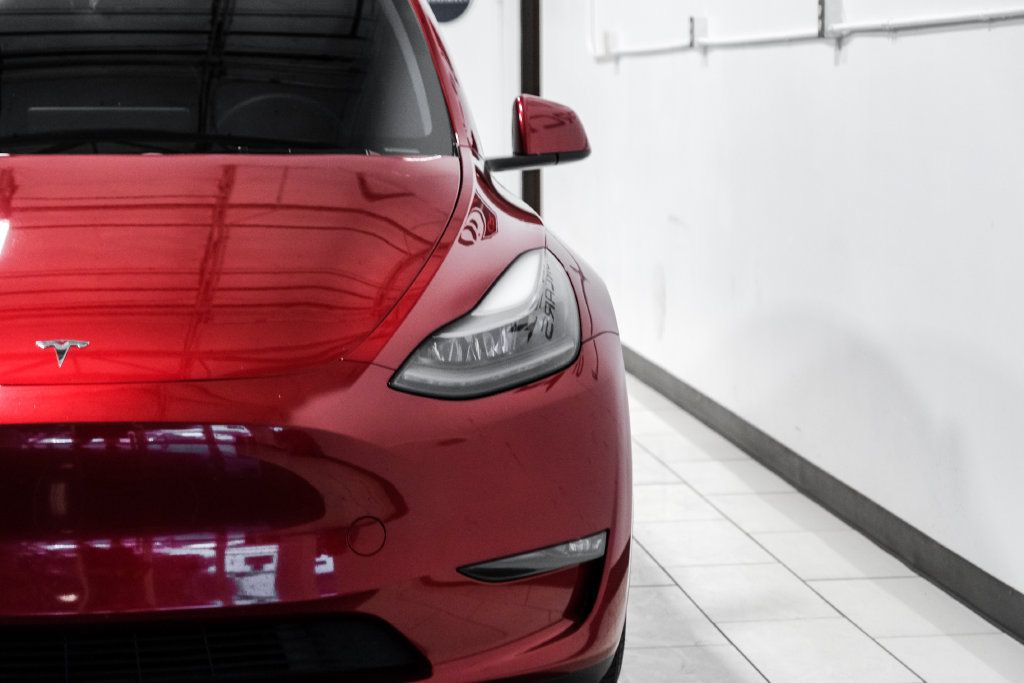 Used 2024 Tesla Model Y Performance AWD/4WD image 46