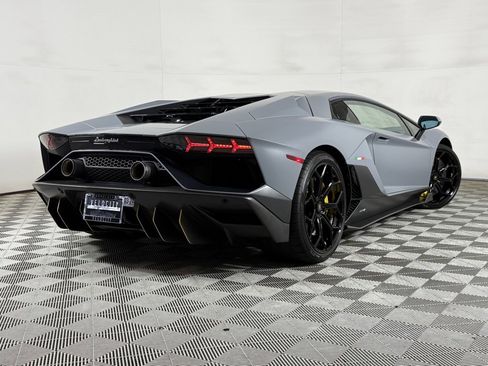 Used 2022 Lamborghini Aventador LP 780-4 Ultimae image 2