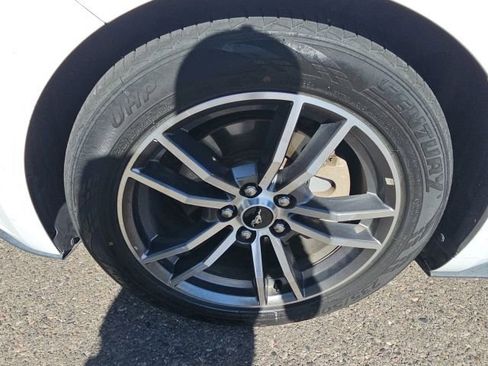 Used 2015 Ford Mustang Premium RWD image 15