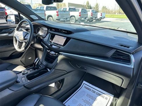 Used 2024 Cadillac XT5 Premium Luxury w/ LPO, Floor Liner Package AWD/4WD image 30