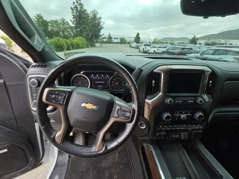 Used 2023 Chevrolet Silverado 3500 High Country w/ Z71 Off-Road Package AWD/4WD image 6