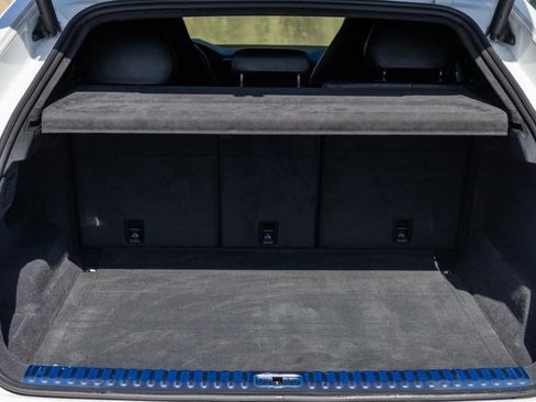 Used 2019 Lamborghini Urus image 62