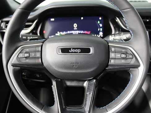 Used 2023 Jeep Grand Cherokee Trailhawk w/ Advanced Protech Group II image 11