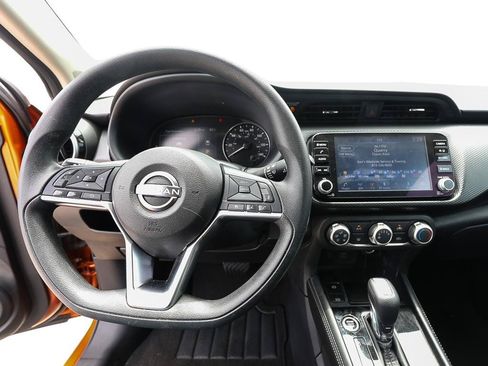 Used 2023 Nissan Kicks SV FWD image 14