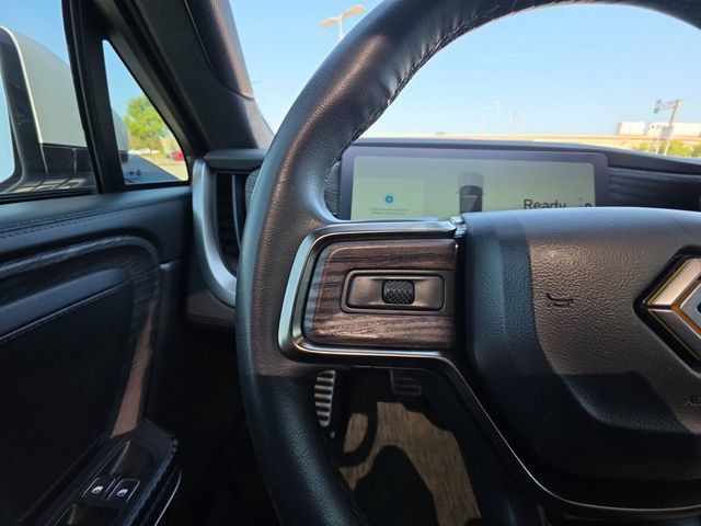 Used 2023 Rivian R1S Launch Edition Quad AWD/4WD image 11