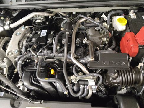 Used 2025 Nissan Sentra SV FWD image 30