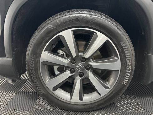 Used 2024 Honda Pilot Elite image 41