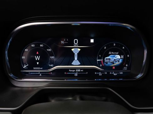 Used 2022 GMC Yukon XL SLT w/ SLT Premium Package image 21