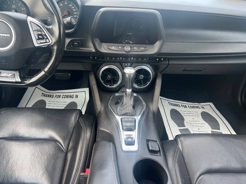 Used 2018 Chevrolet Camaro SS RWD image 20