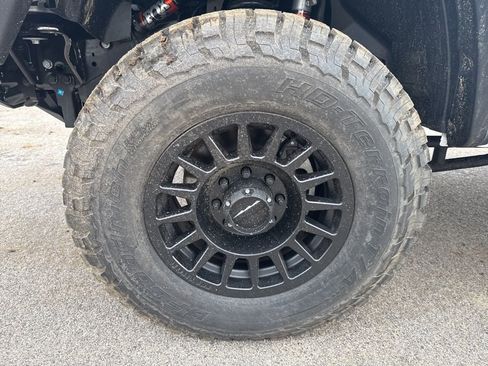 New 2025 RAM 2500 Big Horn AWD/4WD image 9