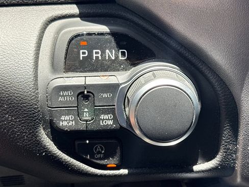 Used 2025 RAM 1500 Big Horn AWD/4WD image 26