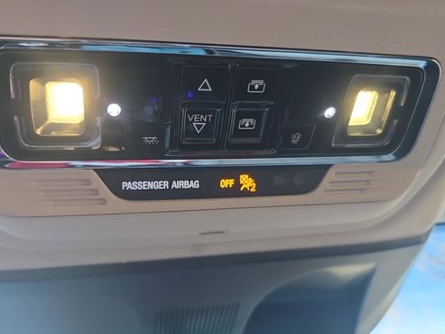 Used 2021 Lincoln Corsair Reserve w/ Equipment Group 201A image 17