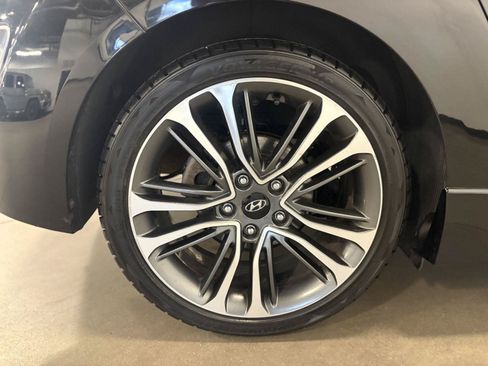 Used 2016 Hyundai Veloster Turbo FWD image 48