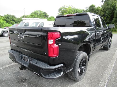Used 2021 Chevrolet Silverado 1500 LT Trail Boss w/ Convenience Package II AWD/4WD image 4