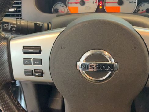 Used 2020 Nissan Frontier PRO-4X w/ Pro-4x Utility Package AWD/4WD image 18