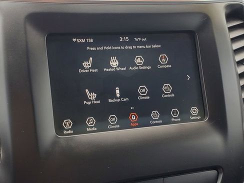 Used 2020 Jeep Cherokee Latitude Plus w/ Cold Weather Group AWD/4WD image 23