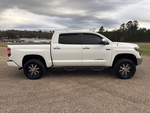 Used 2019 Toyota Tundra Limited w/ Limited Premium Package image 7