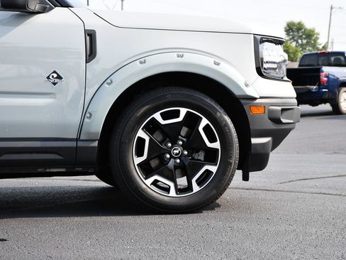 Used 2022 Ford Bronco Sport Outer Banks AWD/4WD image 9