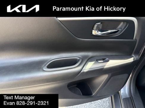 Used 2018 Nissan Altima 2.5 SL FWD image 12