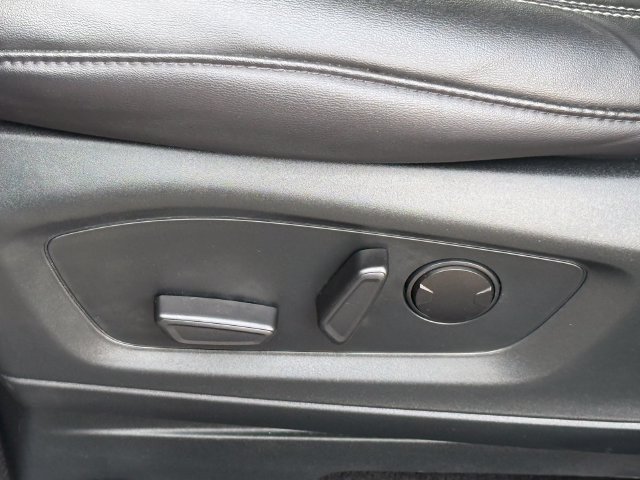 Certified 2023 Ford Explorer XLT w/ Equipment Group 202A AWD/4WD image 7