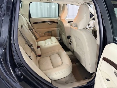 Used 2012 Volvo XC70 T6 image 8