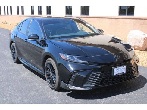 Used 2025 Toyota Camry SE w/ Multimedia Upgrade Package image 2