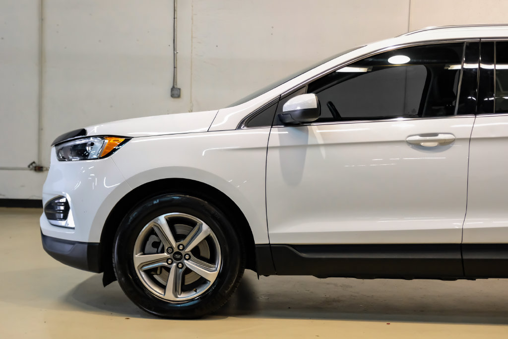 Used 2024 Ford Edge SEL w/ Convenience Package AWD/4WD image 12
