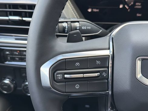 New 2026 GMC Yukon Elevation w/ LPO, Floor Liner Package RWD image 10