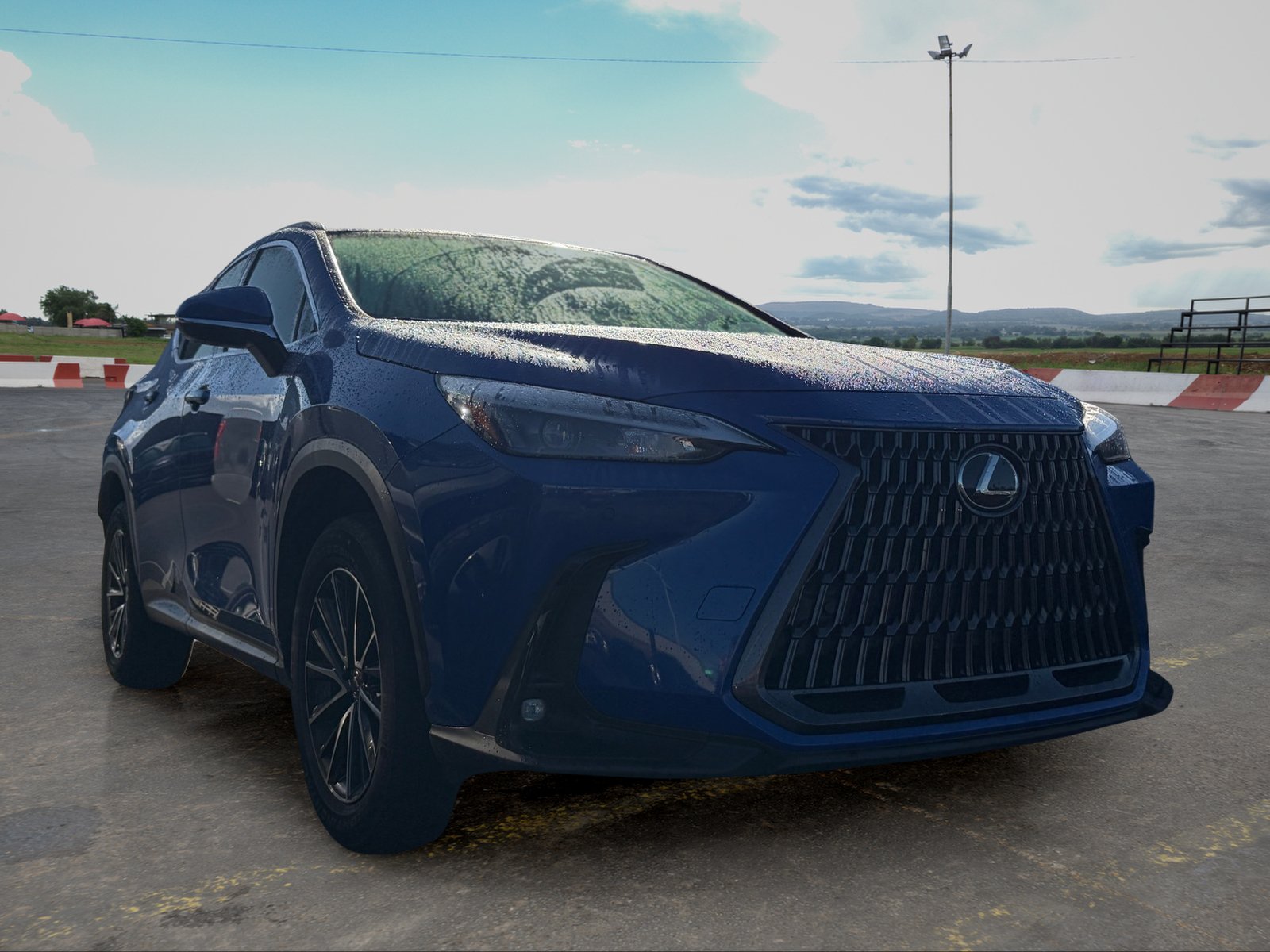 Used 2022 Lexus NX 350h AWD image 3