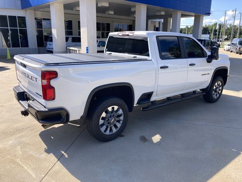 Certified 2024 Chevrolet Silverado 2500 Custom w/ Custom Value Package AWD/4WD image 2