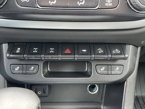 Certified 2022 Chevrolet Colorado ZR2 image 38