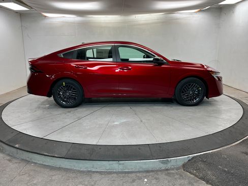 New 2026 Nissan Sentra SV image 6