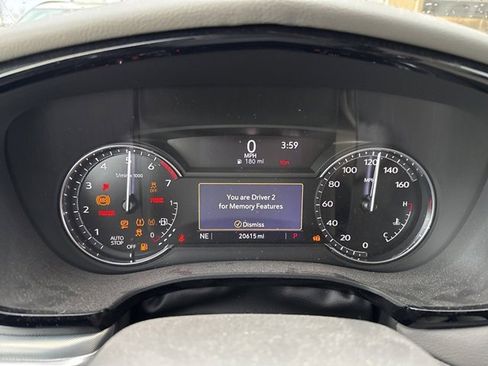 Used 2022 Cadillac XT5 Premium Luxury image 14