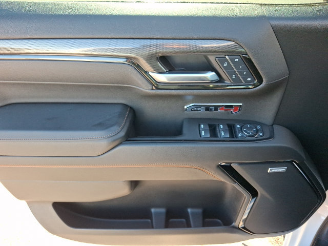 Used 2024 GMC Sierra 1500 AT4 w/ Technology Package AWD/4WD image 12