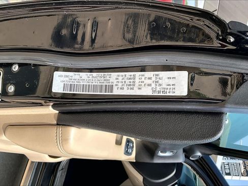 Used 2020 Dodge Durango SXT w/ 3rd Row Seating Group AWD/4WD image 31