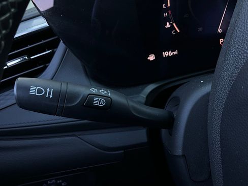 Used 2025 Buick Encore GX Preferred image 32