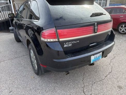 Used 2008 Lincoln MKX AWD image 3