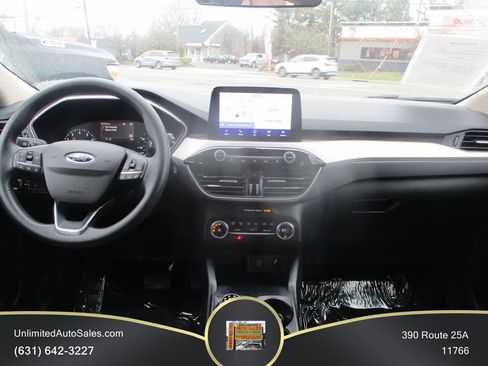 Used 2020 Ford Escape SE AWD/4WD image 7