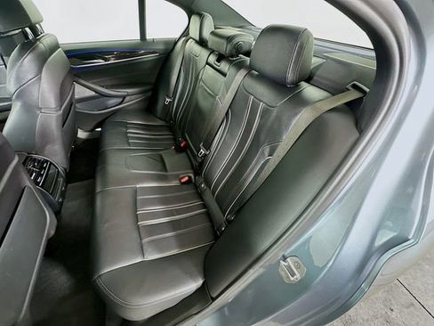 Used 2019 BMW M550i xDrive AWD/4WD image 32