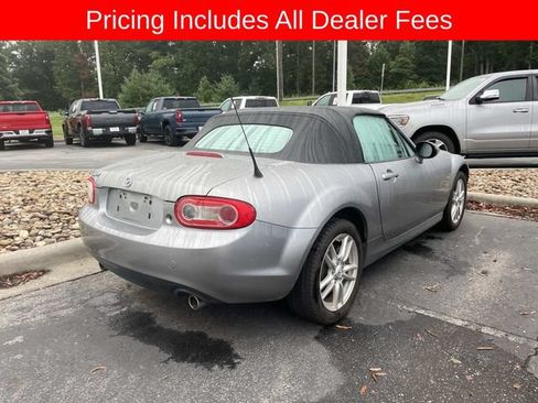 Used 2010 MAZDA MX-5 Miata Sport w/ Convenience Pkg RWD image 9