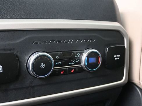 Used 2024 Ford Expedition Max Limited image 24