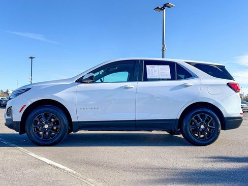 Used 2024 Chevrolet Equinox LT image 32