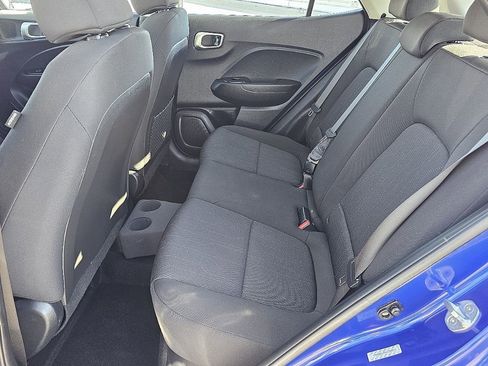 Used 2022 Hyundai Venue SE image 20