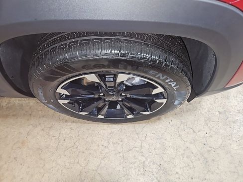 Used 2025 Chevrolet Equinox RS w/ Convenience Package III image 10