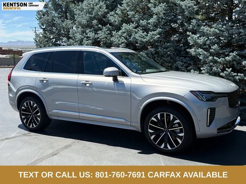 Used 2025 Volvo XC90 B6 Plus AWD/4WD image 12