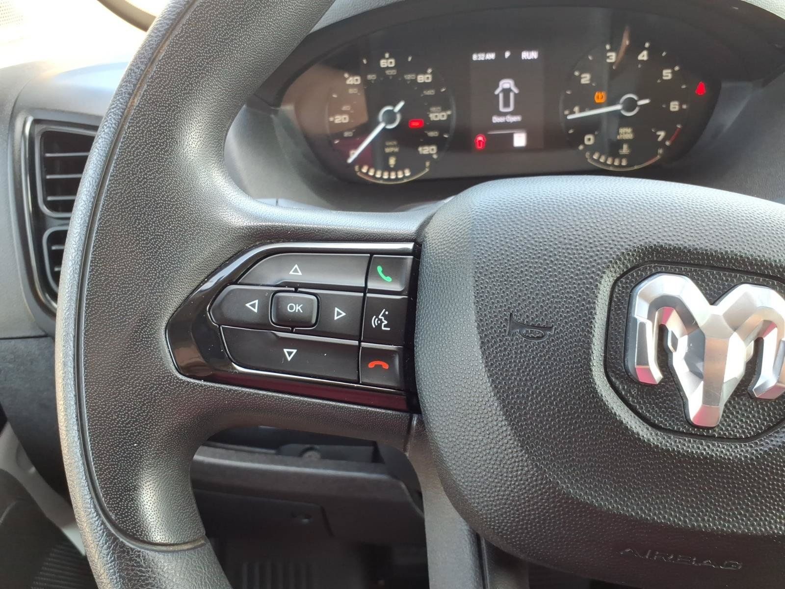 Used 2024 RAM ProMaster 2500 w/ Convenience Group FWD image 16