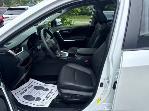 Used 2025 Toyota RAV4 Limited w/ Advanced Technology Package AWD/4WD image 11
